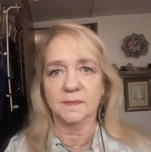 Meet your Posher, Marion